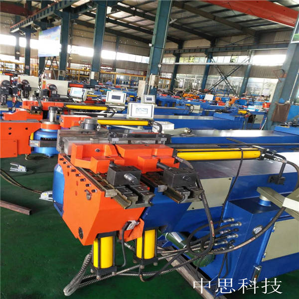使用全自動(dòng)彎管機(jī)時(shí)安全指標(biāo)的提示重要性