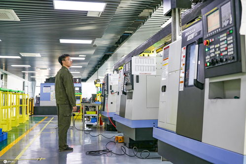 智能工廠助力企業(yè)高效生產(chǎn) 全自動化流水線與信息技術咨詢的融合